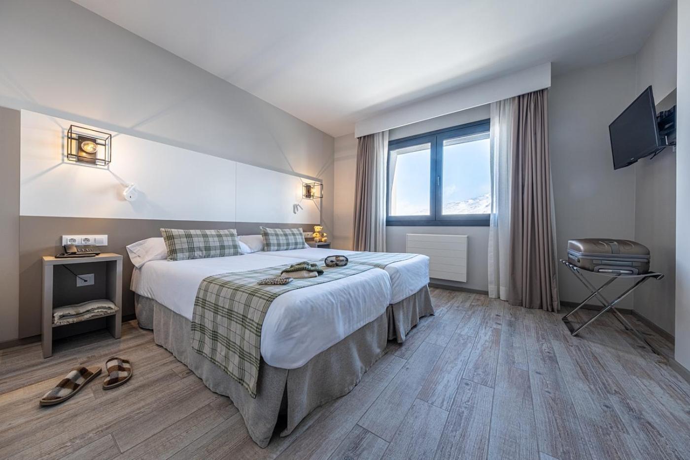 Apartamentos Caribou Пас-де-ла-Каса Екстер'єр фото