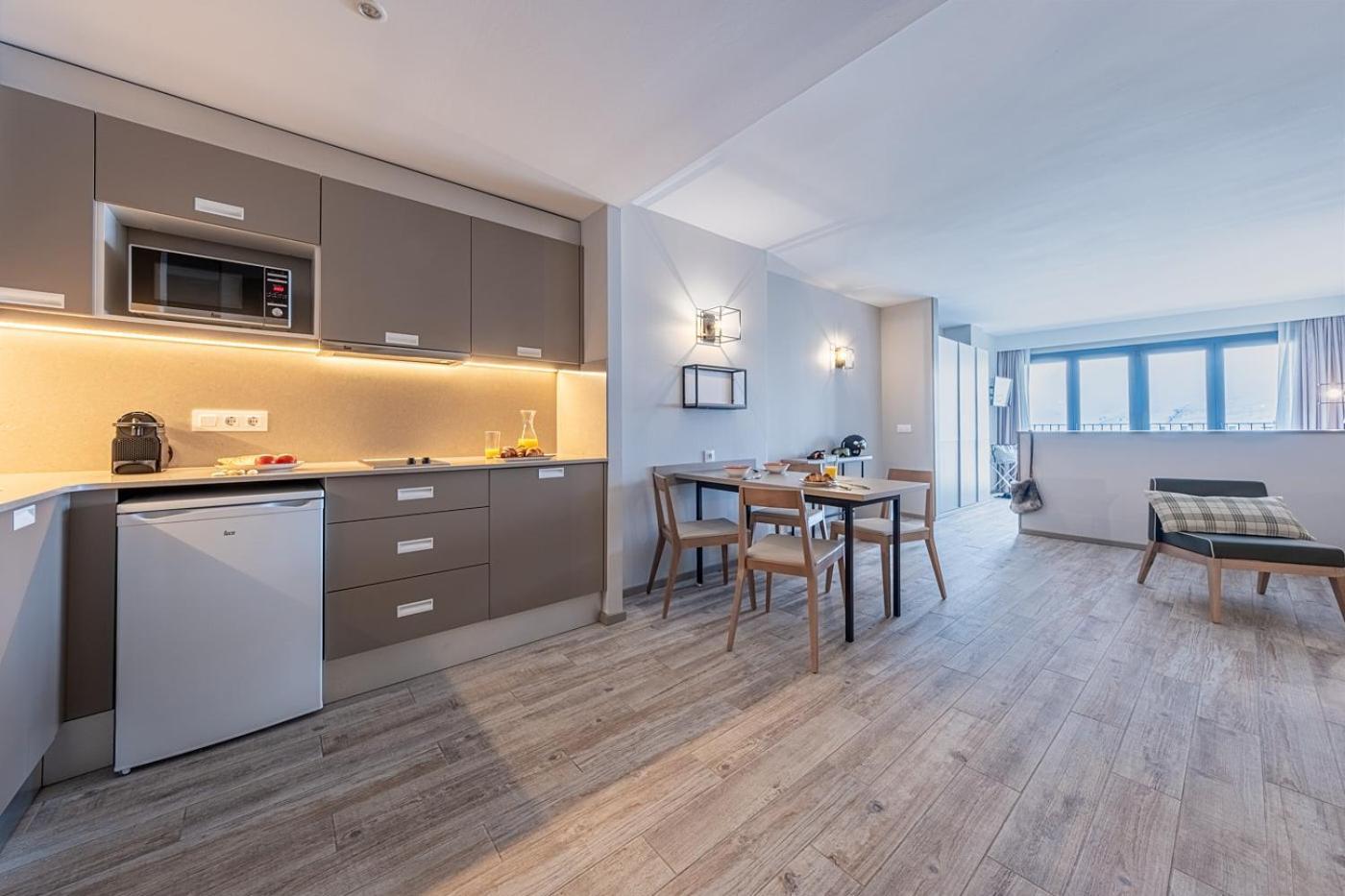 Apartamentos Caribou Пас-де-ла-Каса Екстер'єр фото